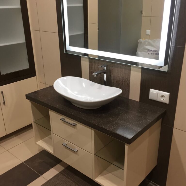 Комплект мебели в ванную