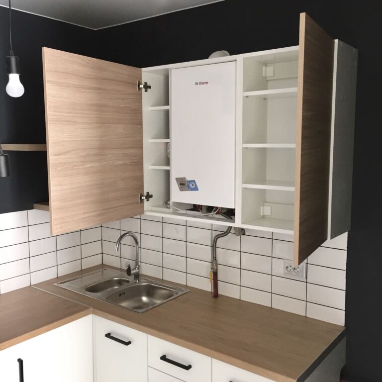 Кухня в стиле LOFT для съемной квартиры