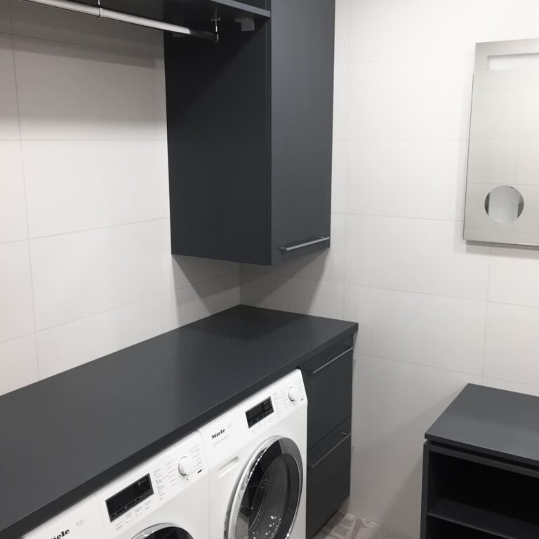 Шкафчики для прачечной