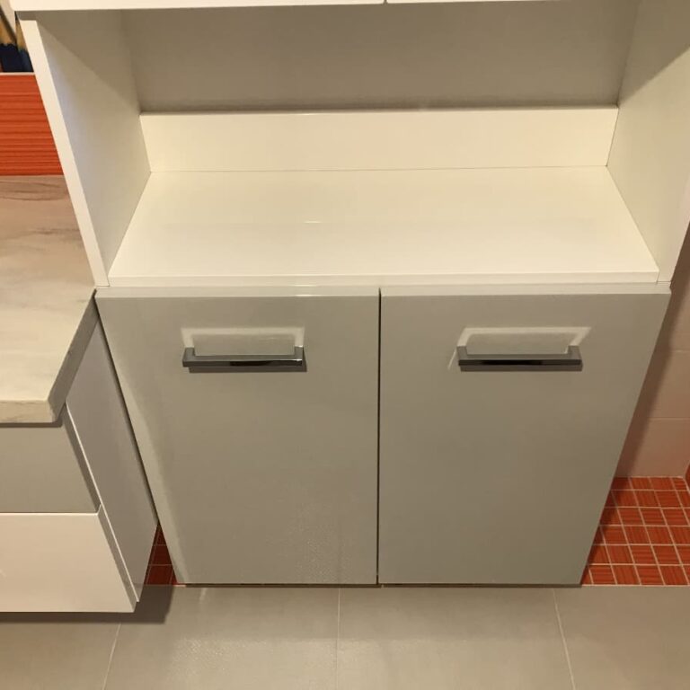 Пенал в ванну