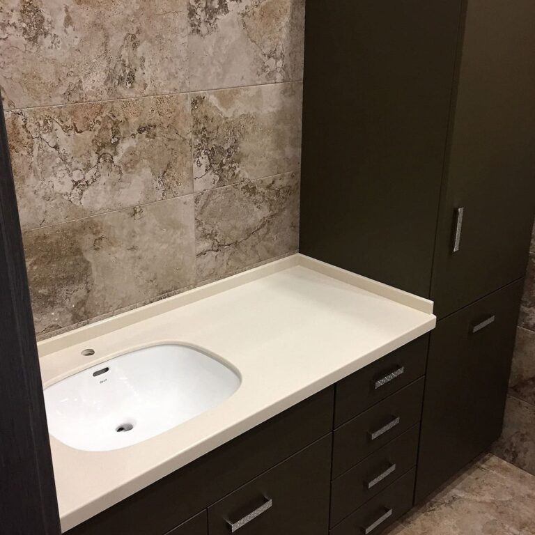 Тумба и пенал в ванную