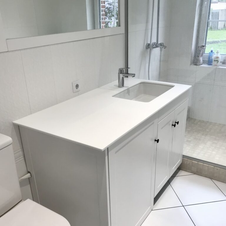 Тумба со стиральной машинкой