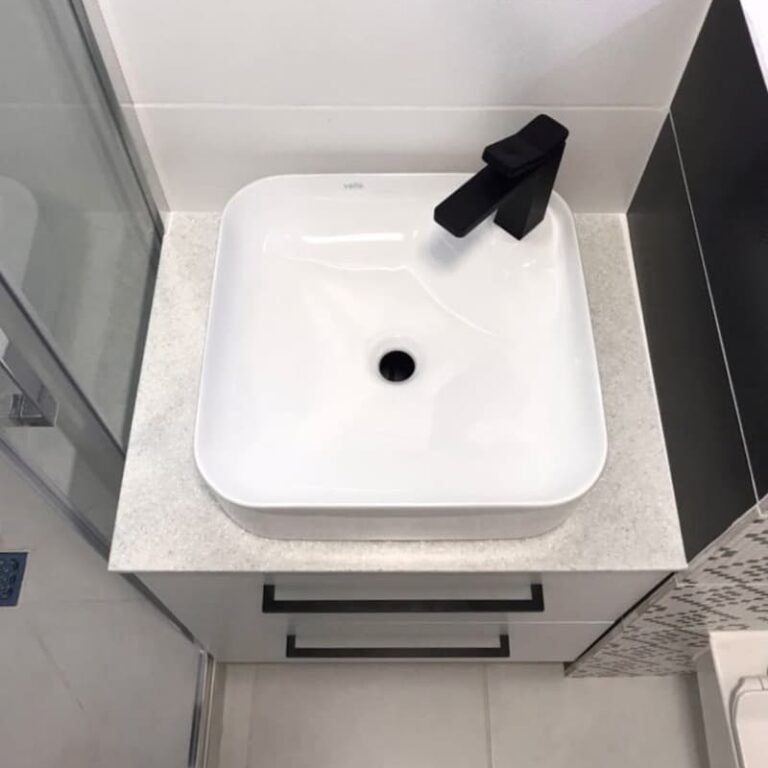 Тумба белая под умывальник на два ящика под заказ