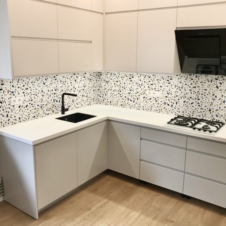 Кухня в современном стиле на заказ в Киеве