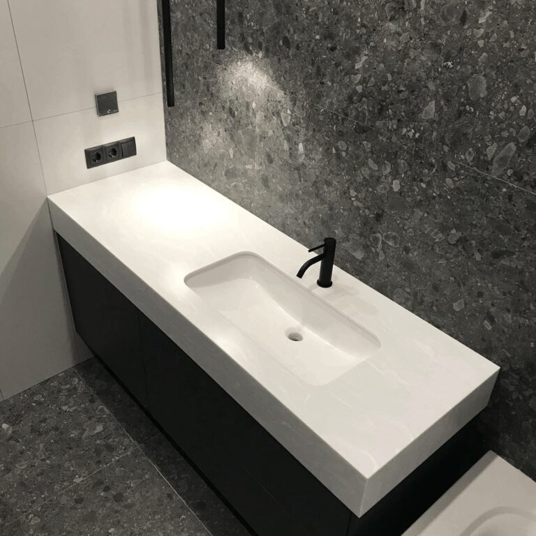 Черная тумба в ванную