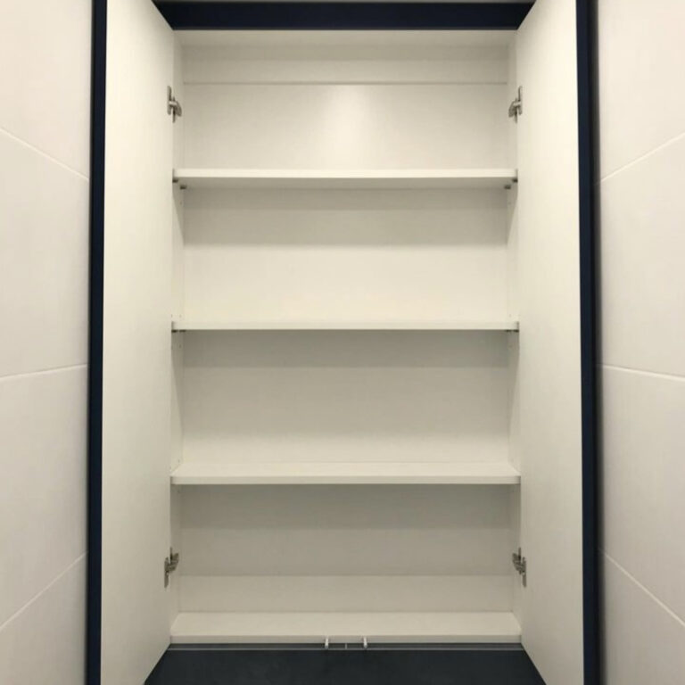 Синий шкаф для бойлера на заказ в Киеве