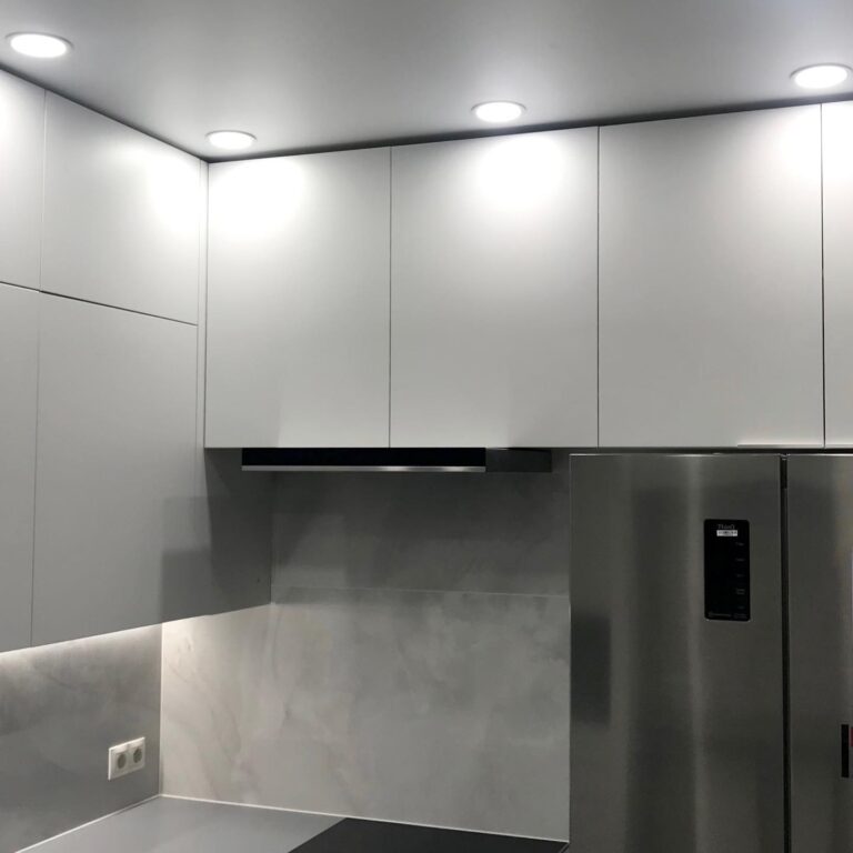 Кухня кутова на замовлення у Києві