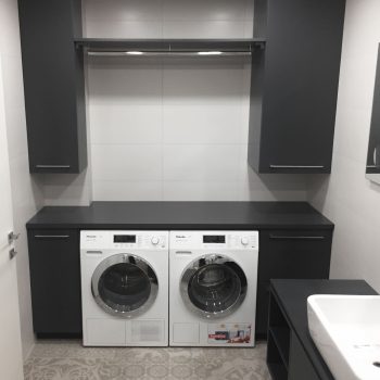 Стиральная и сушильная машина встроенная в тумбу