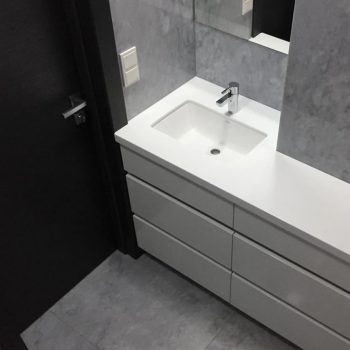 Тумба с выдвижными ящиками