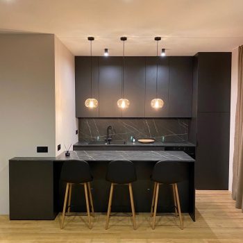 Кухня в современном стиле под заказ в Киеве Мини