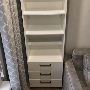 Стеллаж в детскую