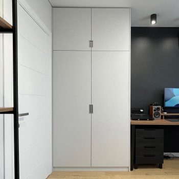 Шкаф в спальню на заказ в Киеве — обложка