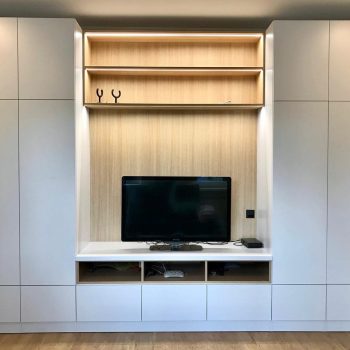 Встроенный шкаф в спальню под заказ